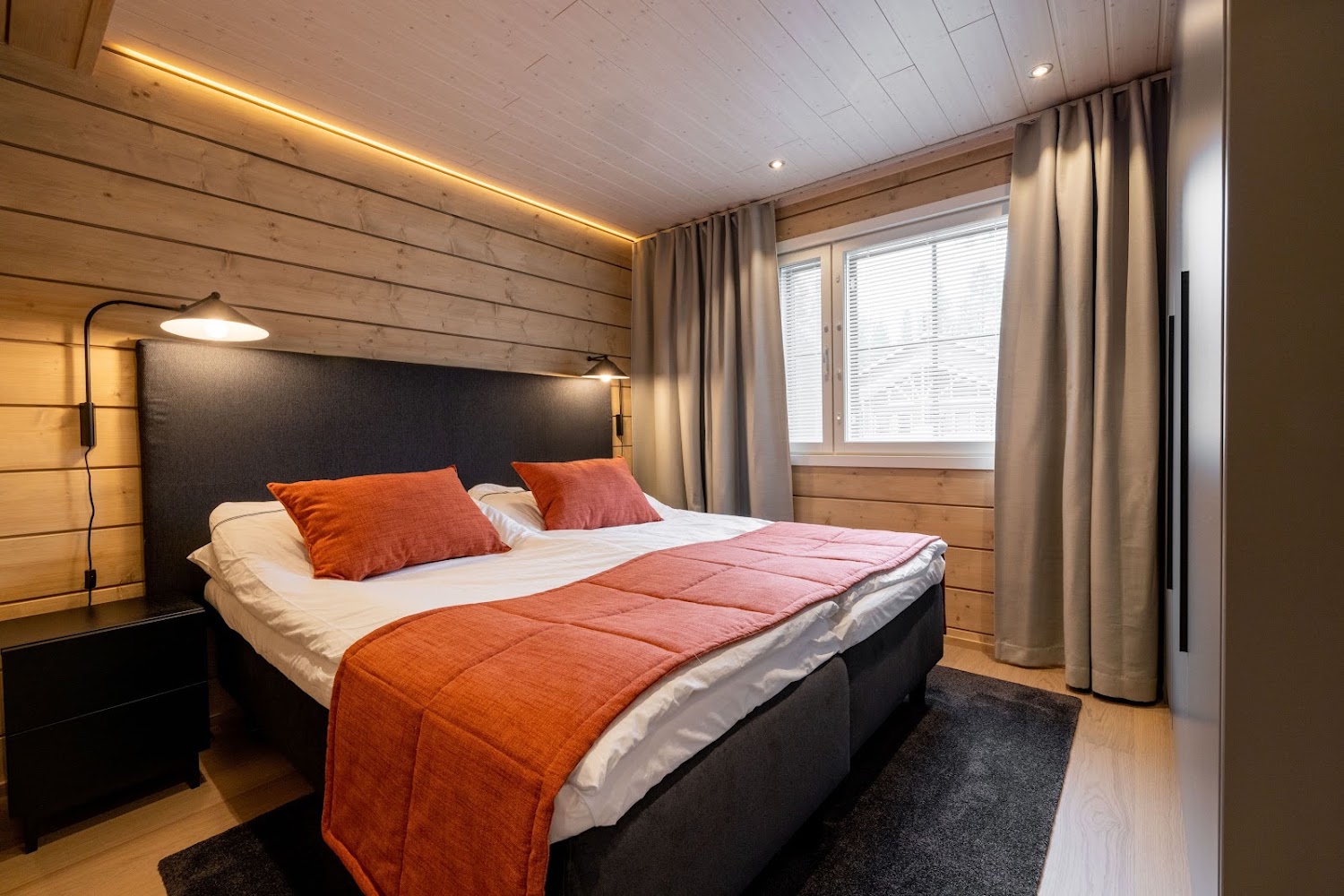 Master bedroom, photo 19